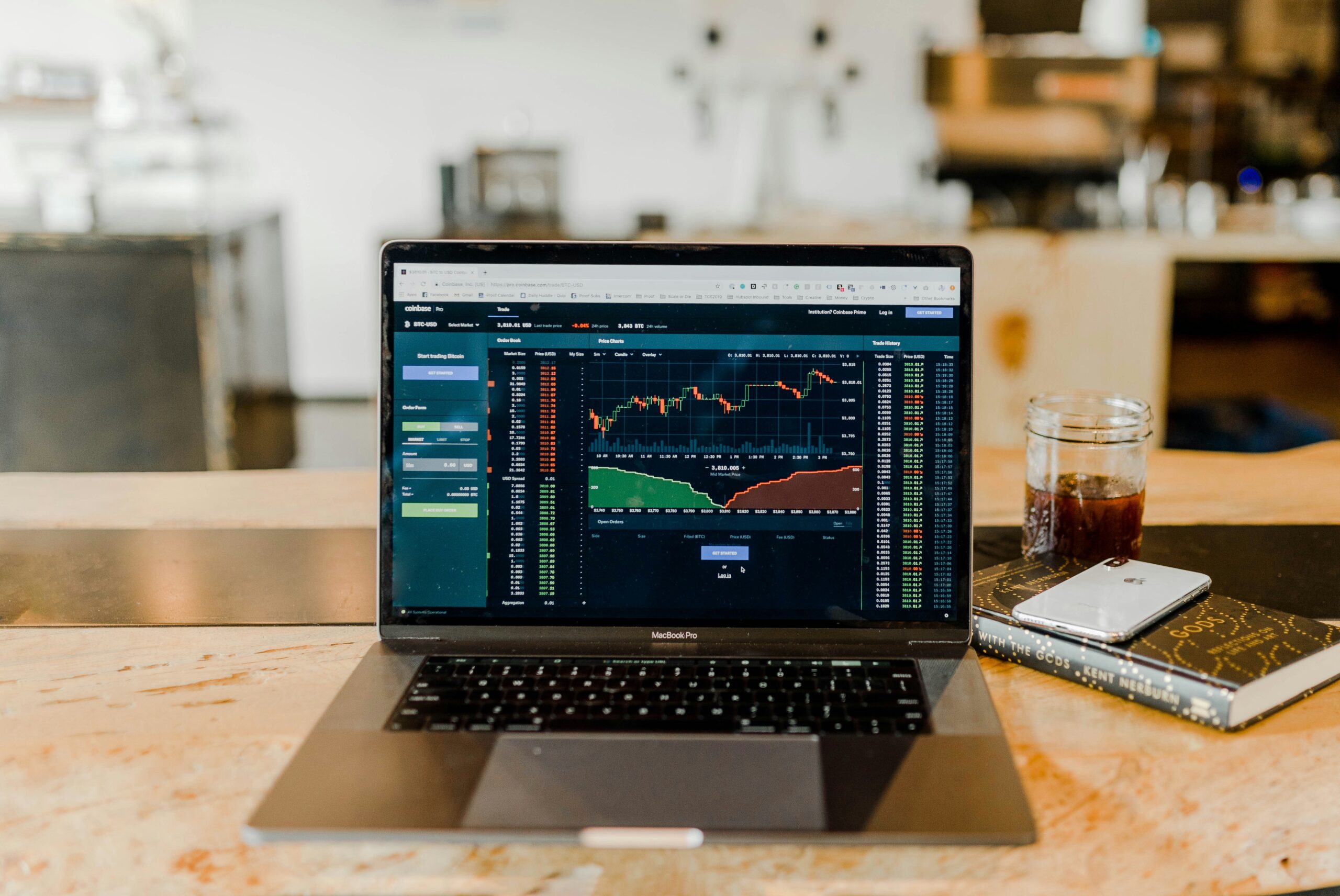 La Importancia de Contar con un Profesional en tus Inversiones Financieras